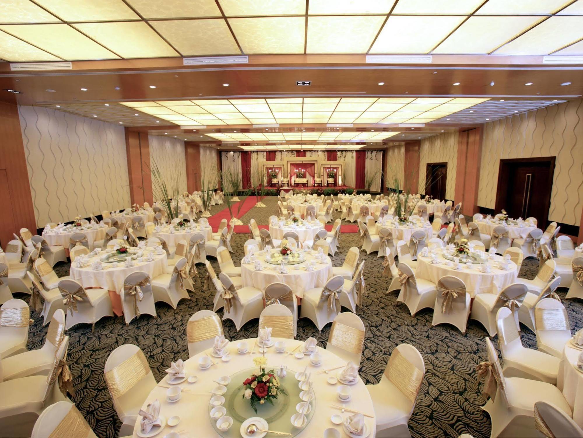 Le Grandeur Mangga Dua Otel Cakarta Dış mekan fotoğraf