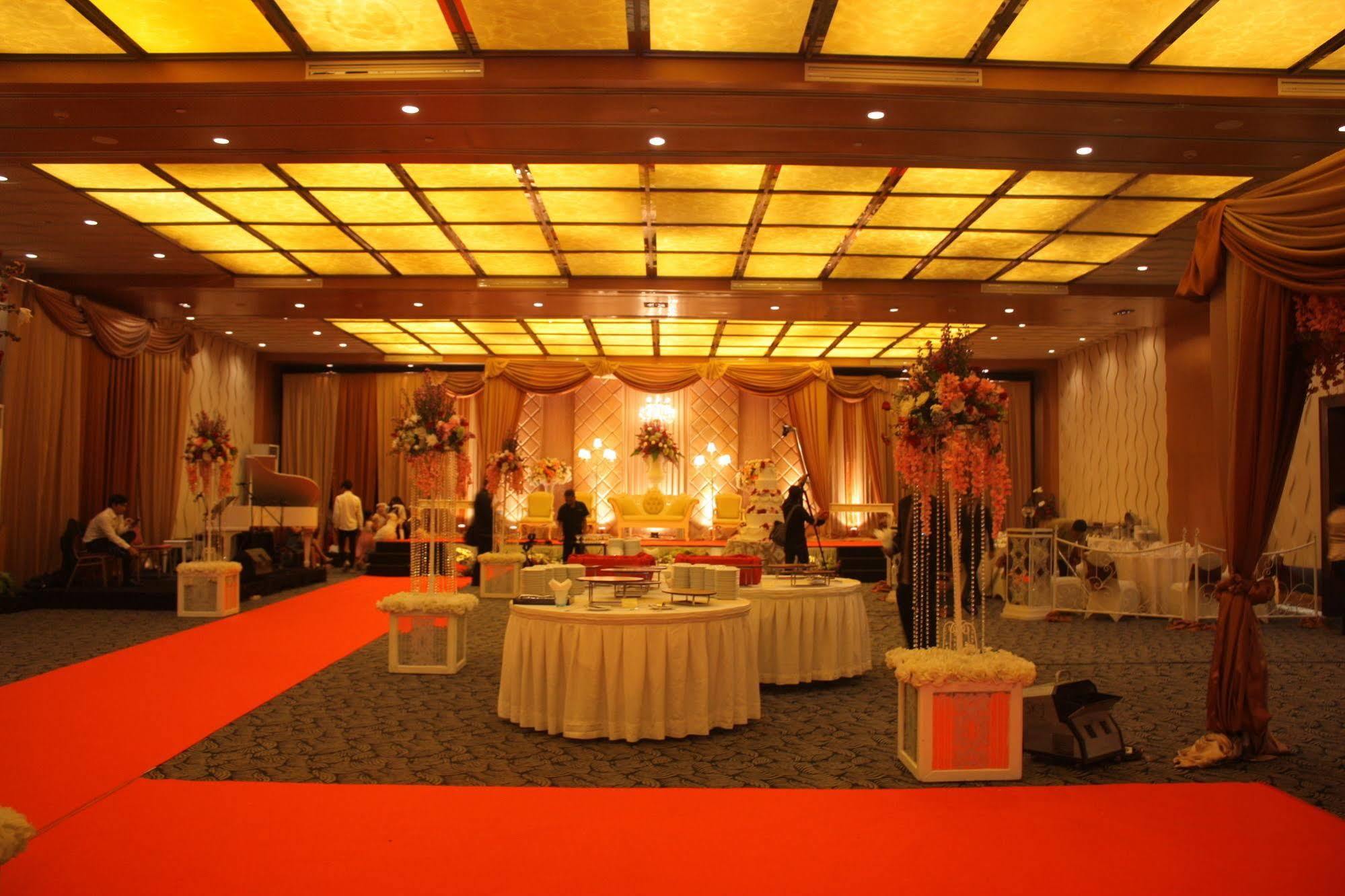 Le Grandeur Mangga Dua Otel Cakarta Dış mekan fotoğraf